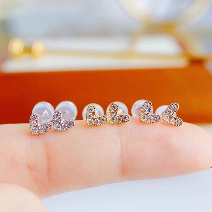 18K Solid Gold Natural Diamond Ear Stud Earrings Loving Heart Charm Jewelry