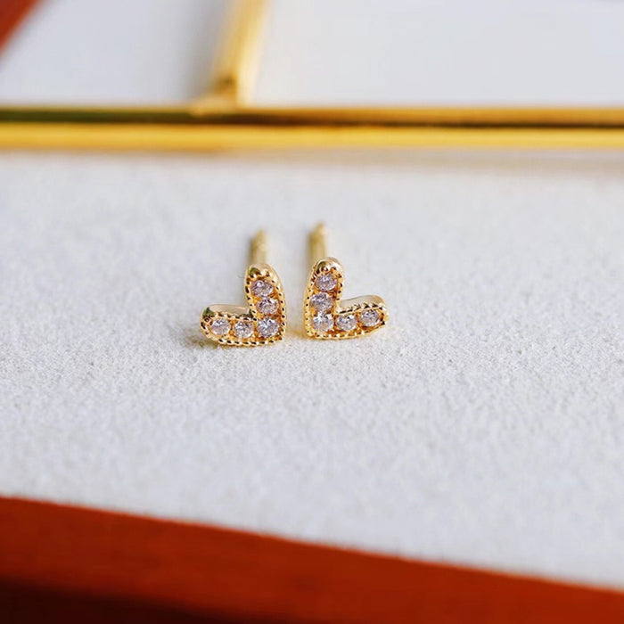 18K Solid Gold Natural Diamond Ear Stud Earrings Loving Heart Charm Jewelry