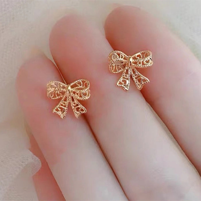 18K Solid Gold Ear Stud Earrings Piercing Bow Beautiful Charm Jewelry