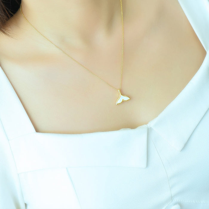 18K Solid Gold Pearl Shell Pendant Mermaid Fishtail Beautiful Charm Jewelry