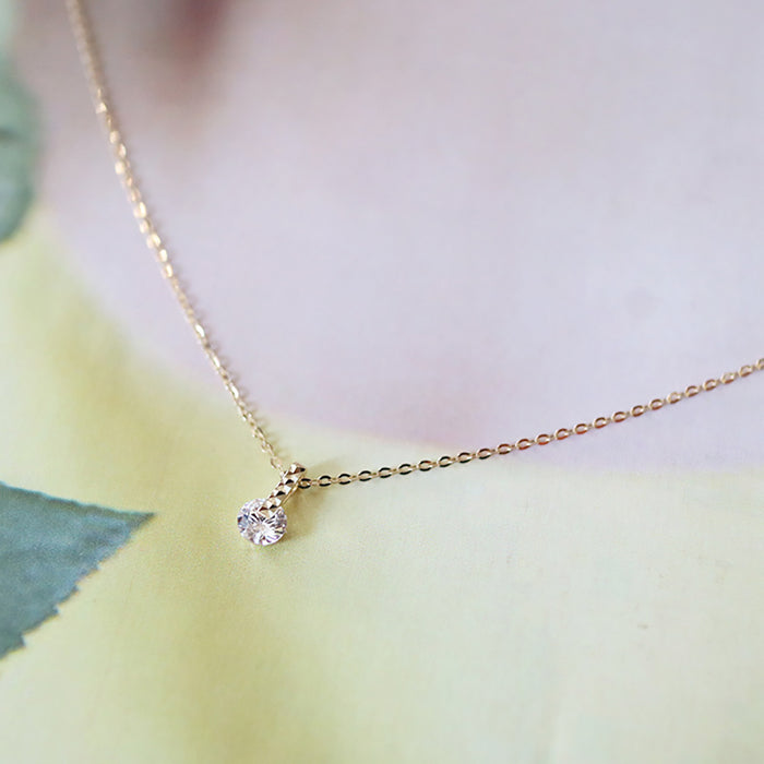9K Solid Gold 4.5mm Cubic Zirconia Pendant Elegant Beautiful Charm Jewelry