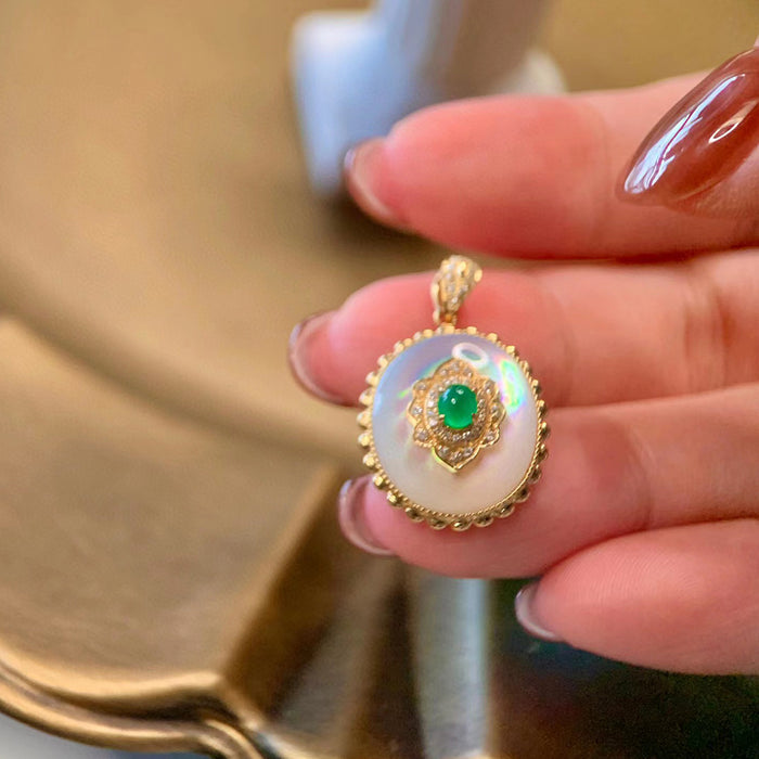 18K Solid Gold Natural Emerald Diamond Pearl Shell Pendant Elegant Charm Jewelry