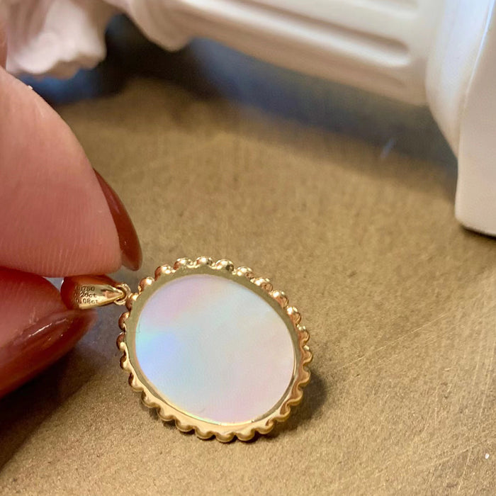 18K Solid Gold Natural Emerald Diamond Pearl Shell Pendant Elegant Charm Jewelry