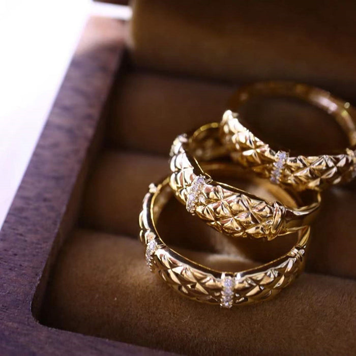 18K Solid Gold Natural Round Diamond Ring Rhomboid Charm Beautiful Jewelry Size 5-8